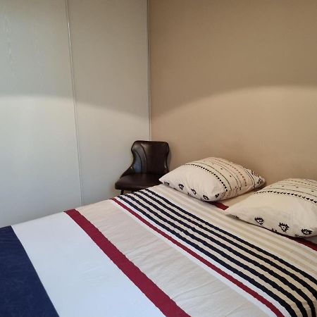 Appartement 1 Chambre Avec Piscine Uzès Exteriör bild