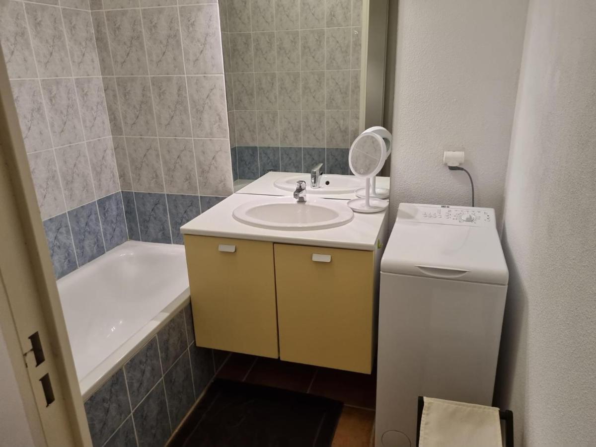 Appartement 1 Chambre Avec Piscine Uzès Exteriör bild